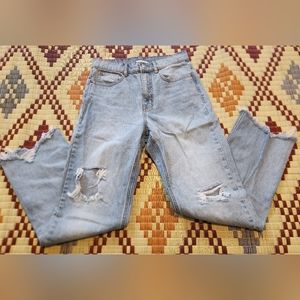 BDG Cowboy Distressed Jeans. Sz28. EUC.